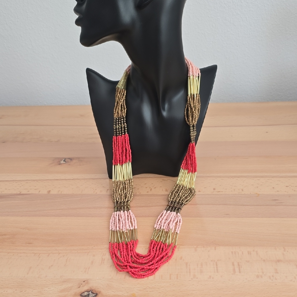 Elegant Multicolor Beaded Necklace